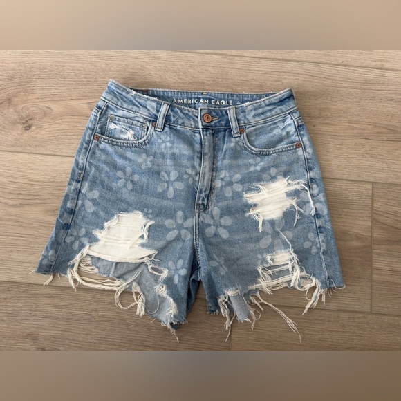 American Eagle Outfitters Blue Jean Shorts Distressed Style - Picture 1 of 8
